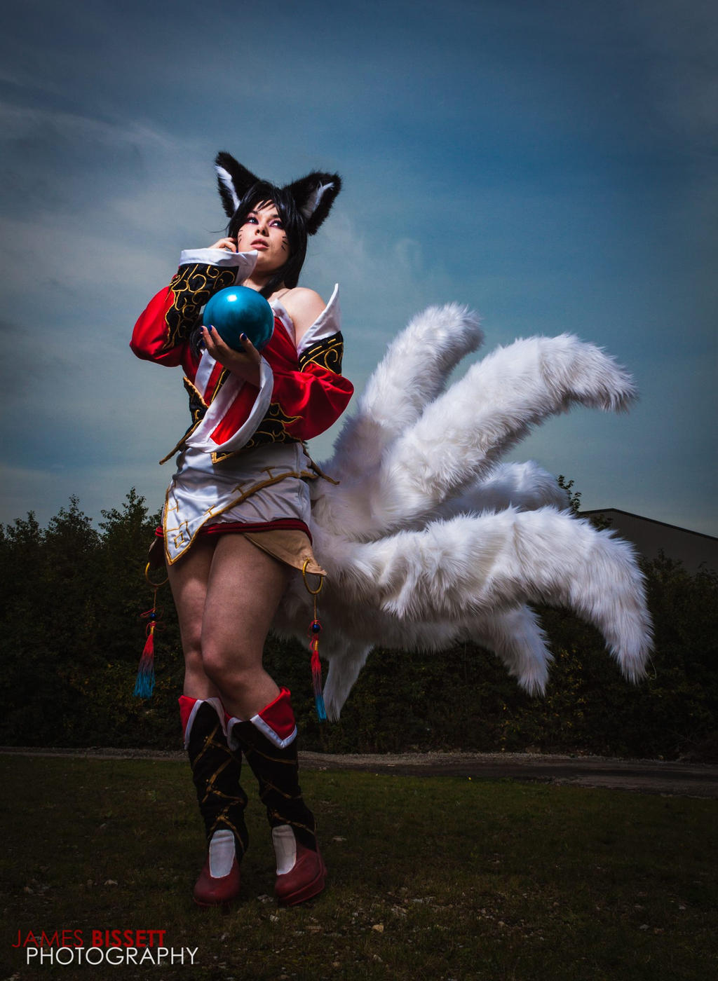 new dawn ahri cosplay