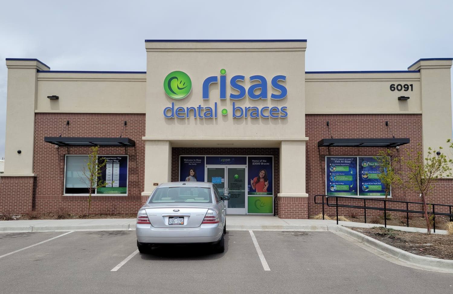 risas dental near me