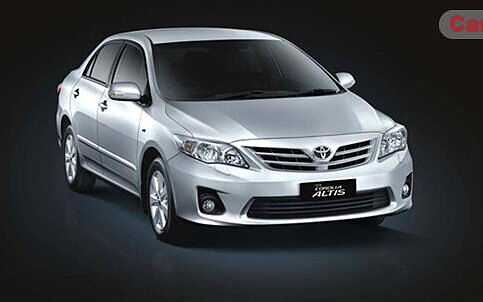 corolla altis 2011