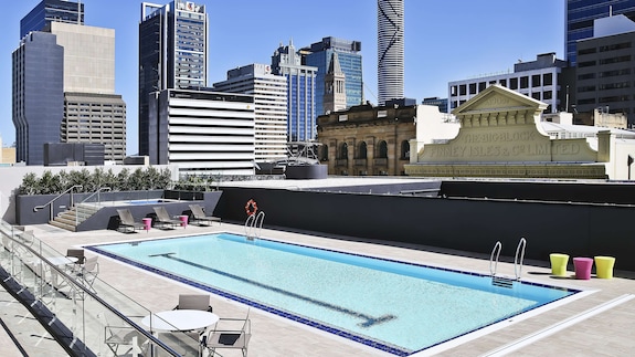 expedia hotels brisbane