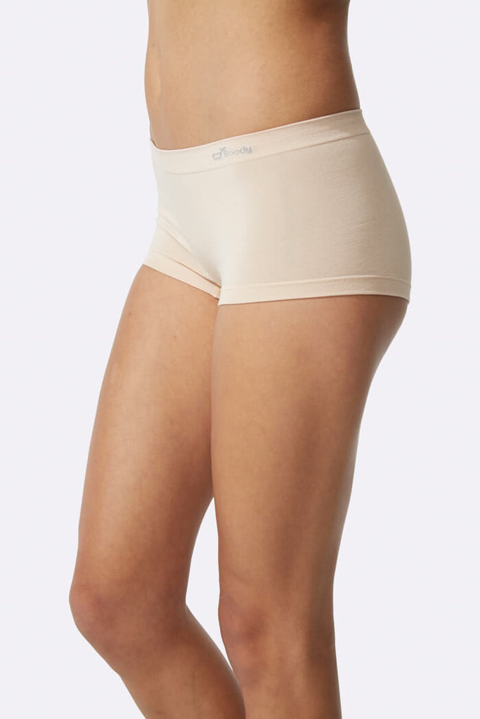 female boyleg underwear