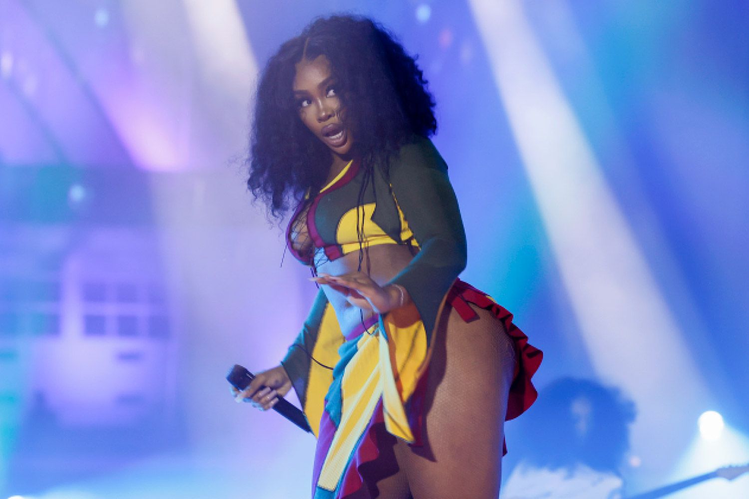 sza brazilian butt lift