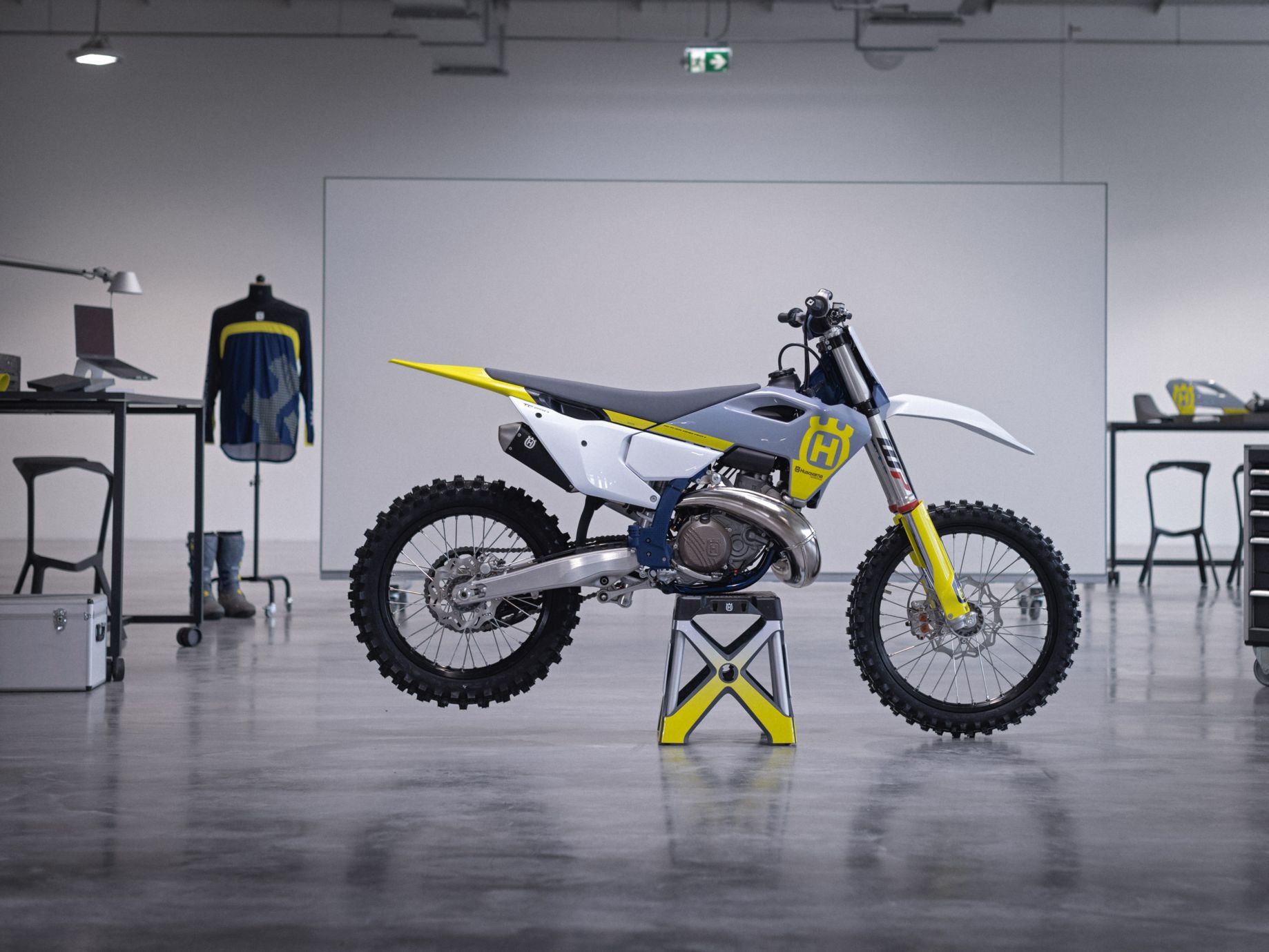 husqvarna motorcycles enduro