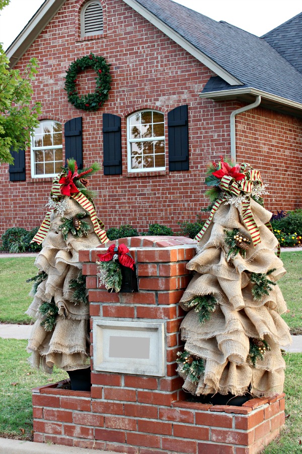 burlap christmas decorations