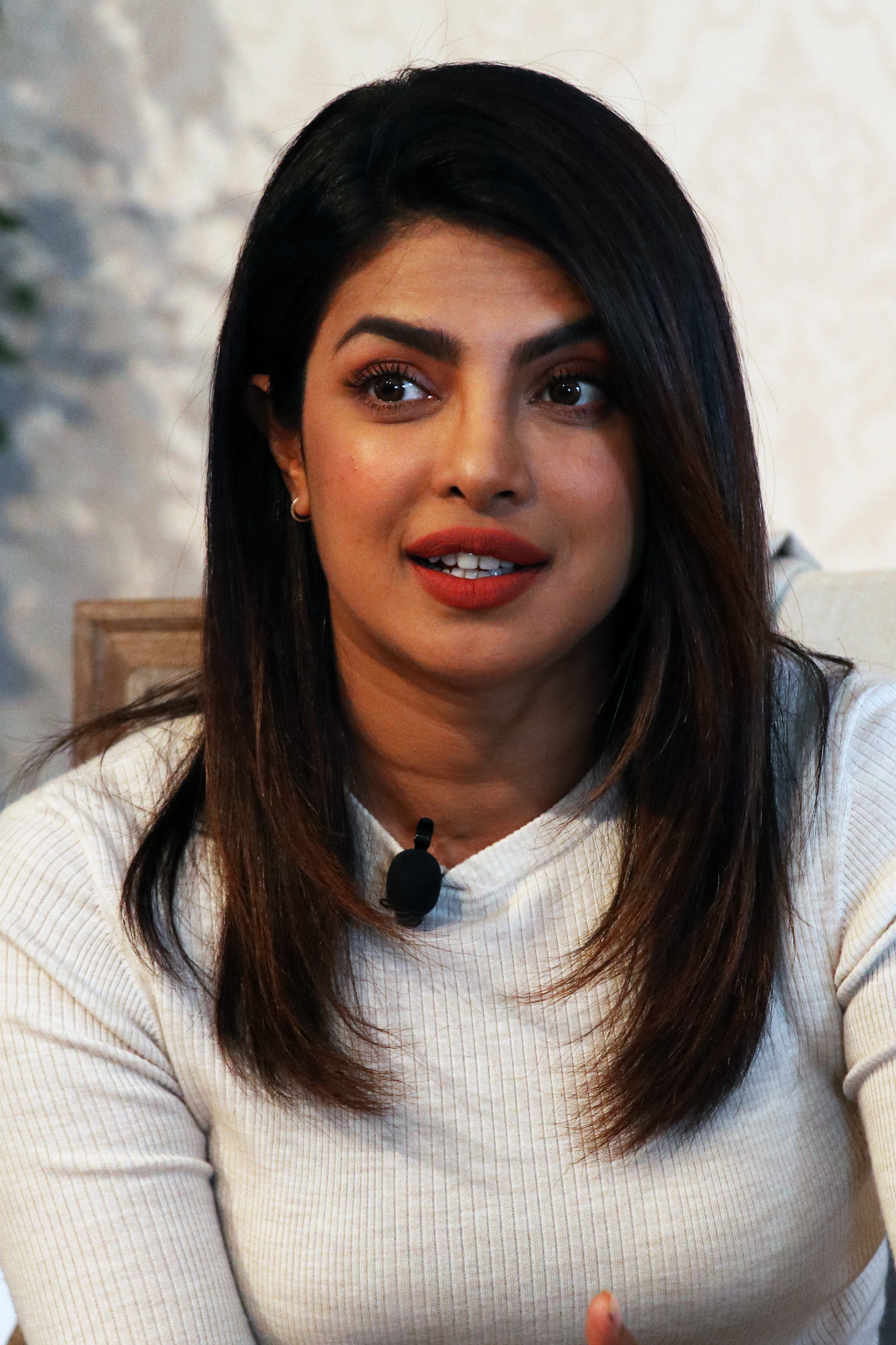 bollywood heroine priyanka chopra