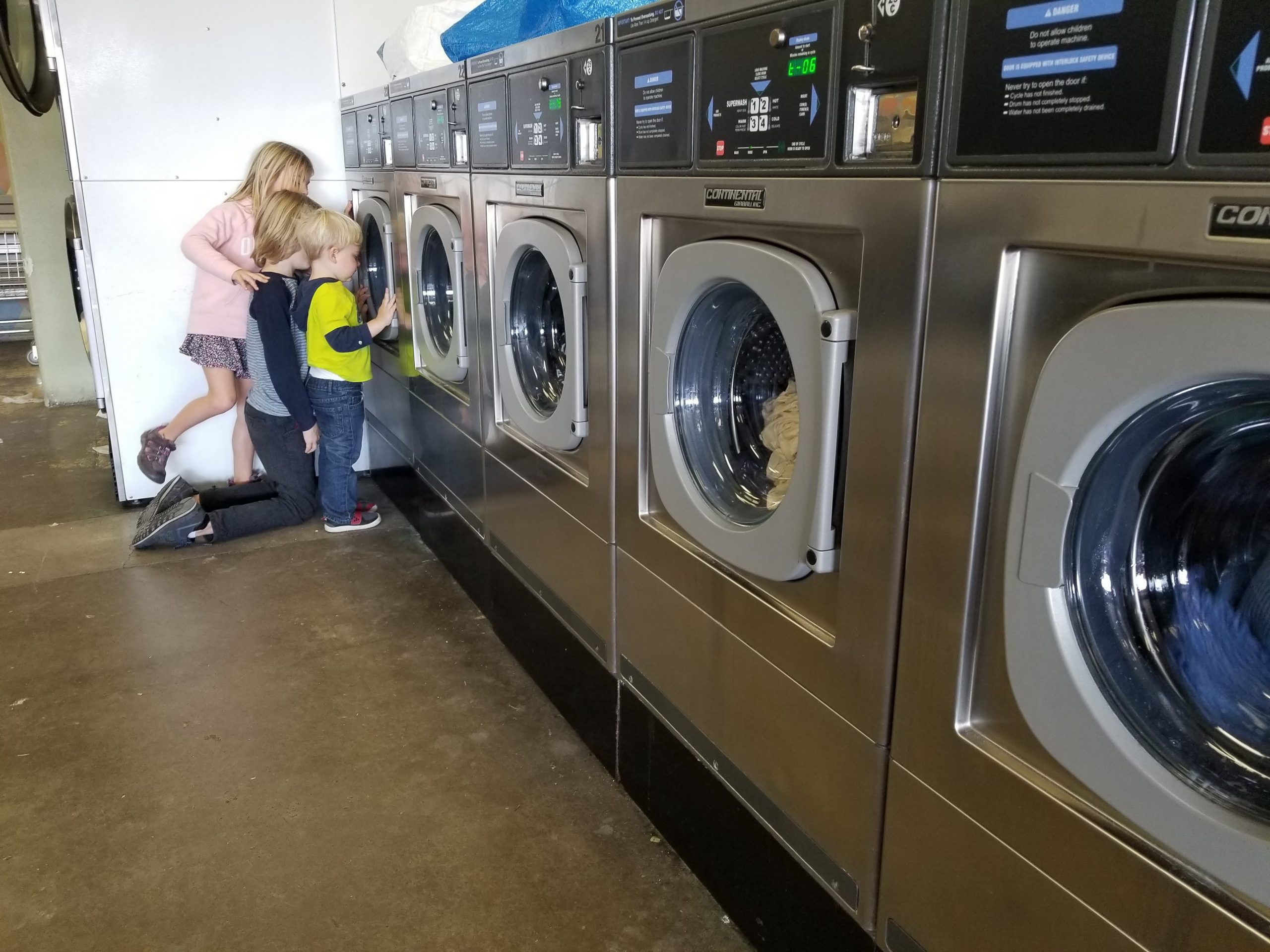 laundry mat nearest me