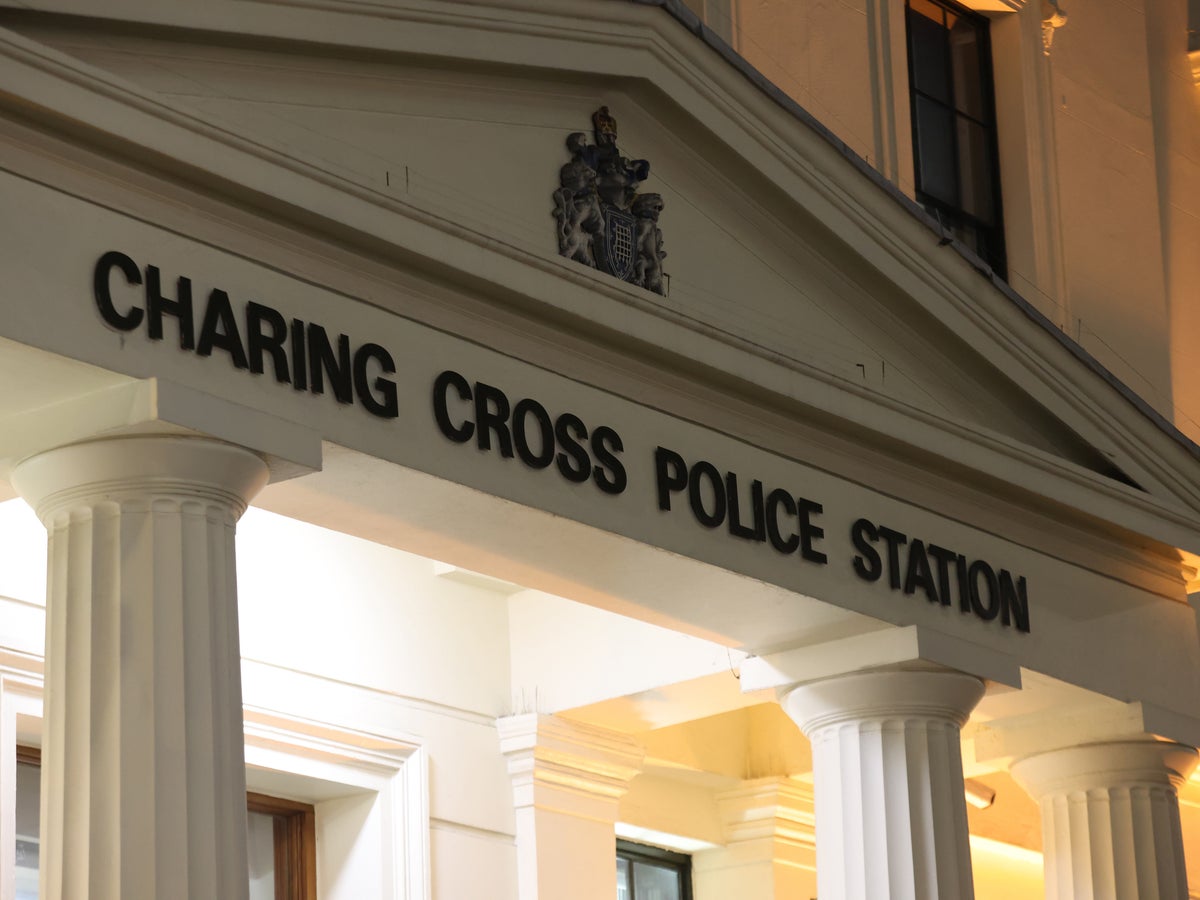 charing cross police phone number