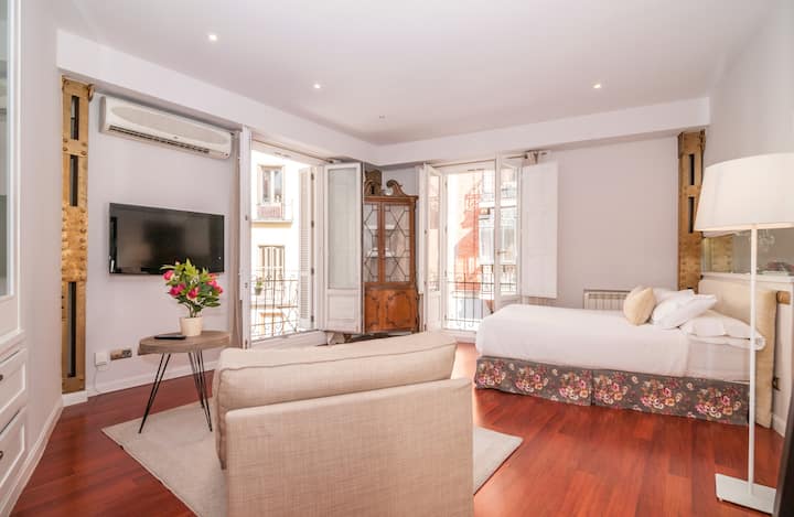 airbnb madrid centro