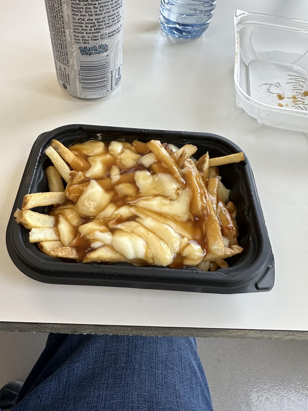 calories in wendys poutine