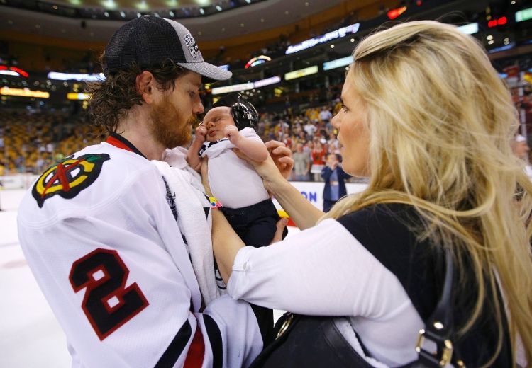 duncan keith new wife