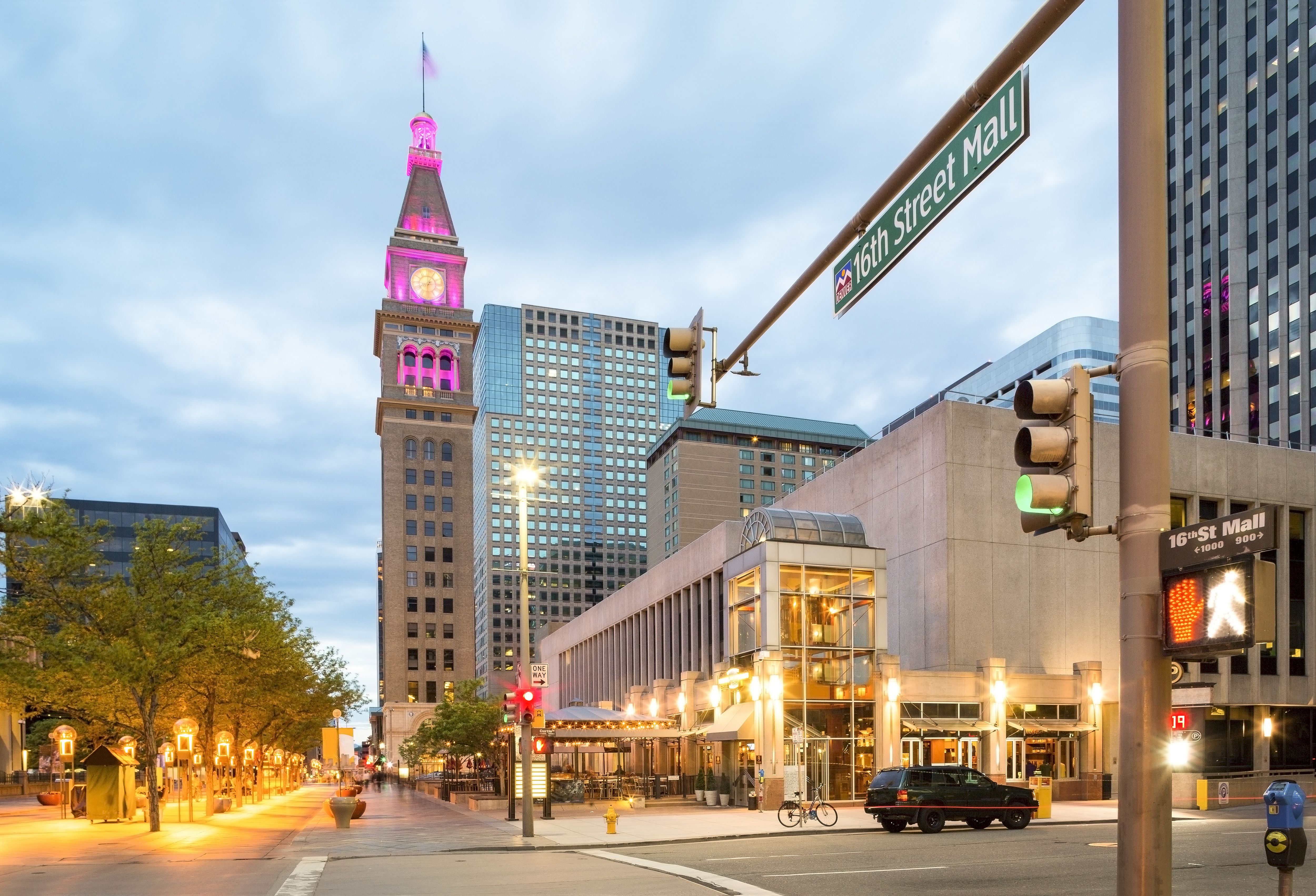 16th street mall clothing stores