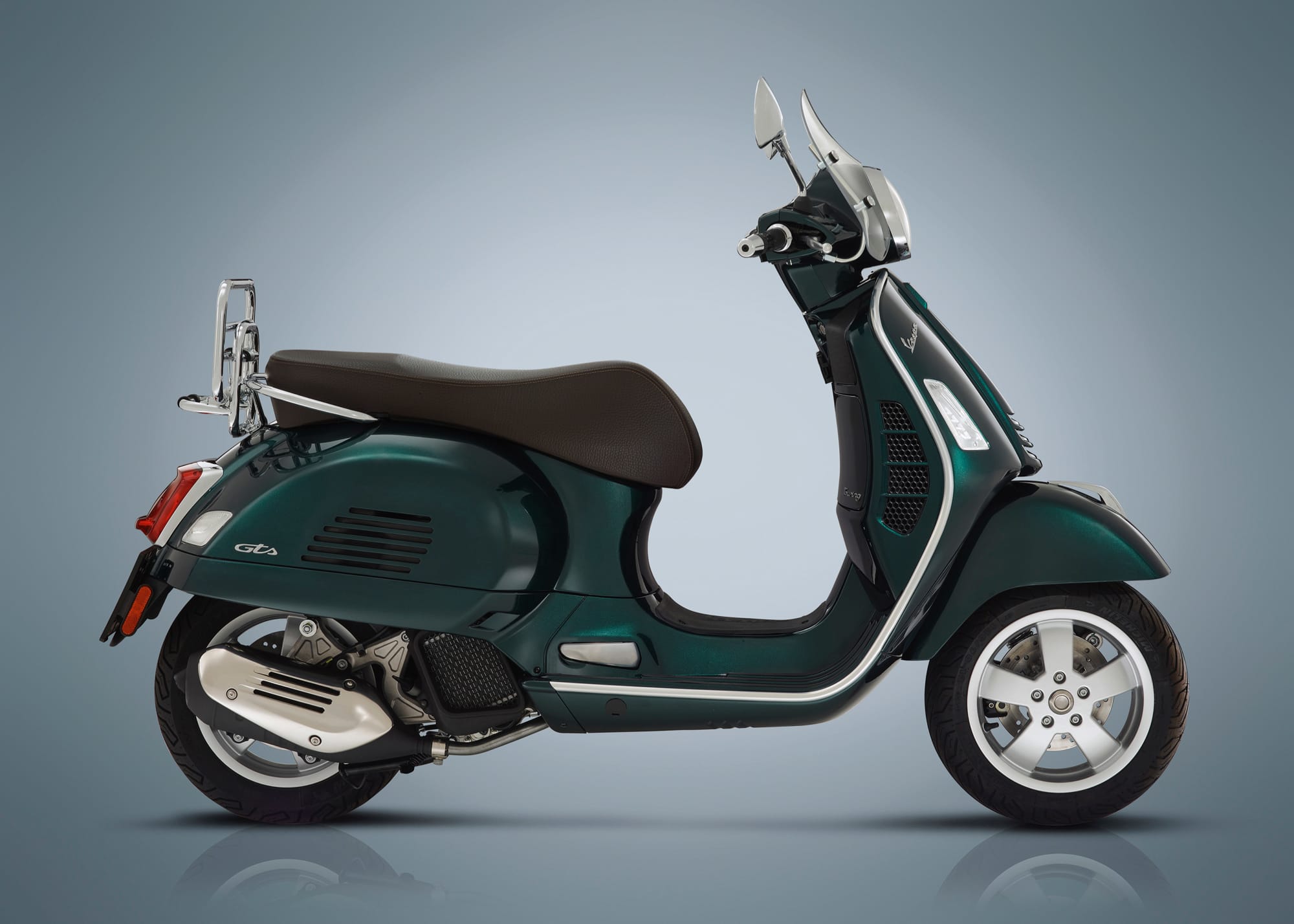 vespa gts 300 green