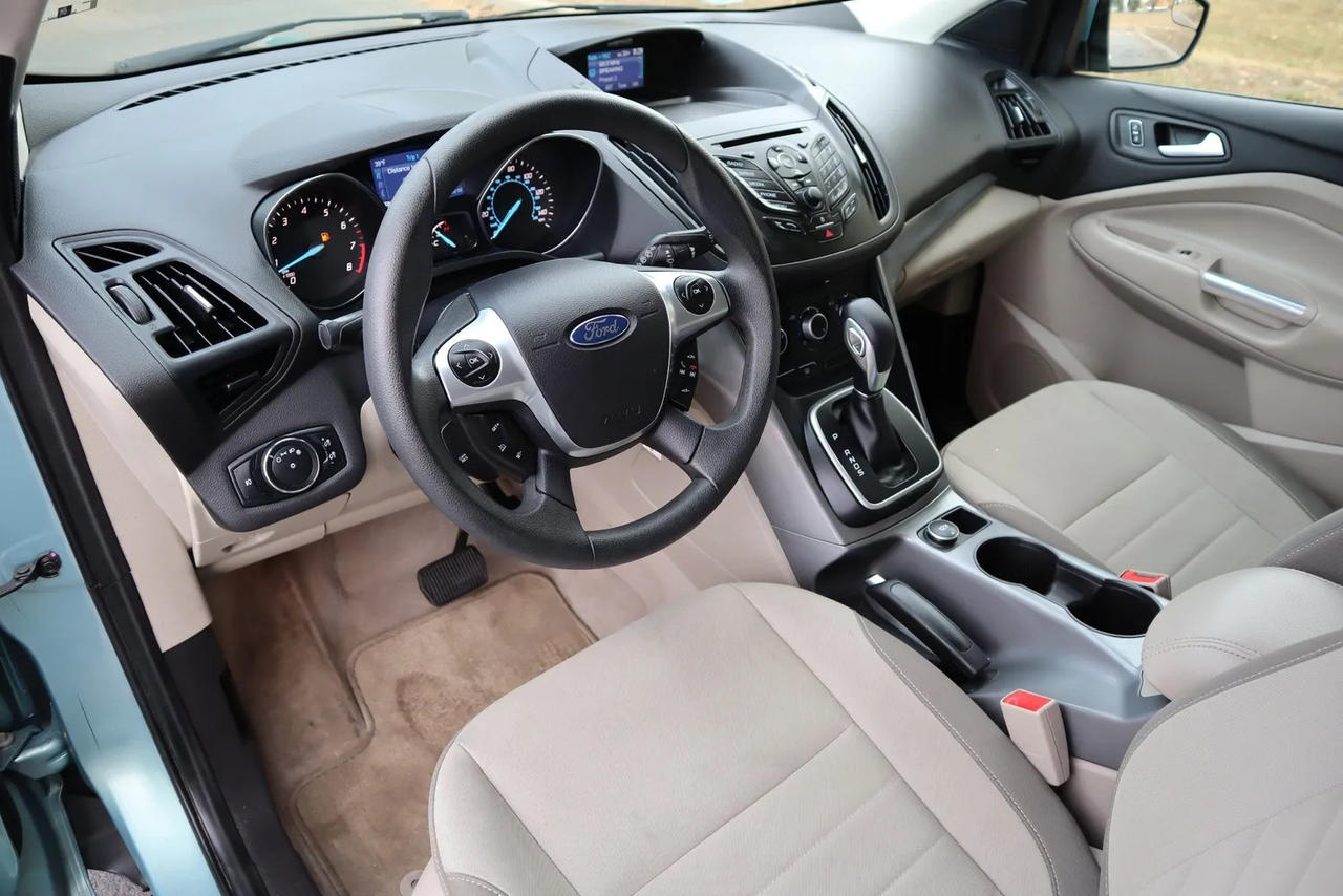 2013 ford escape interior