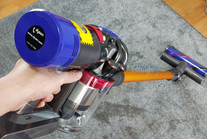 difference between dyson v8 and v8 extra