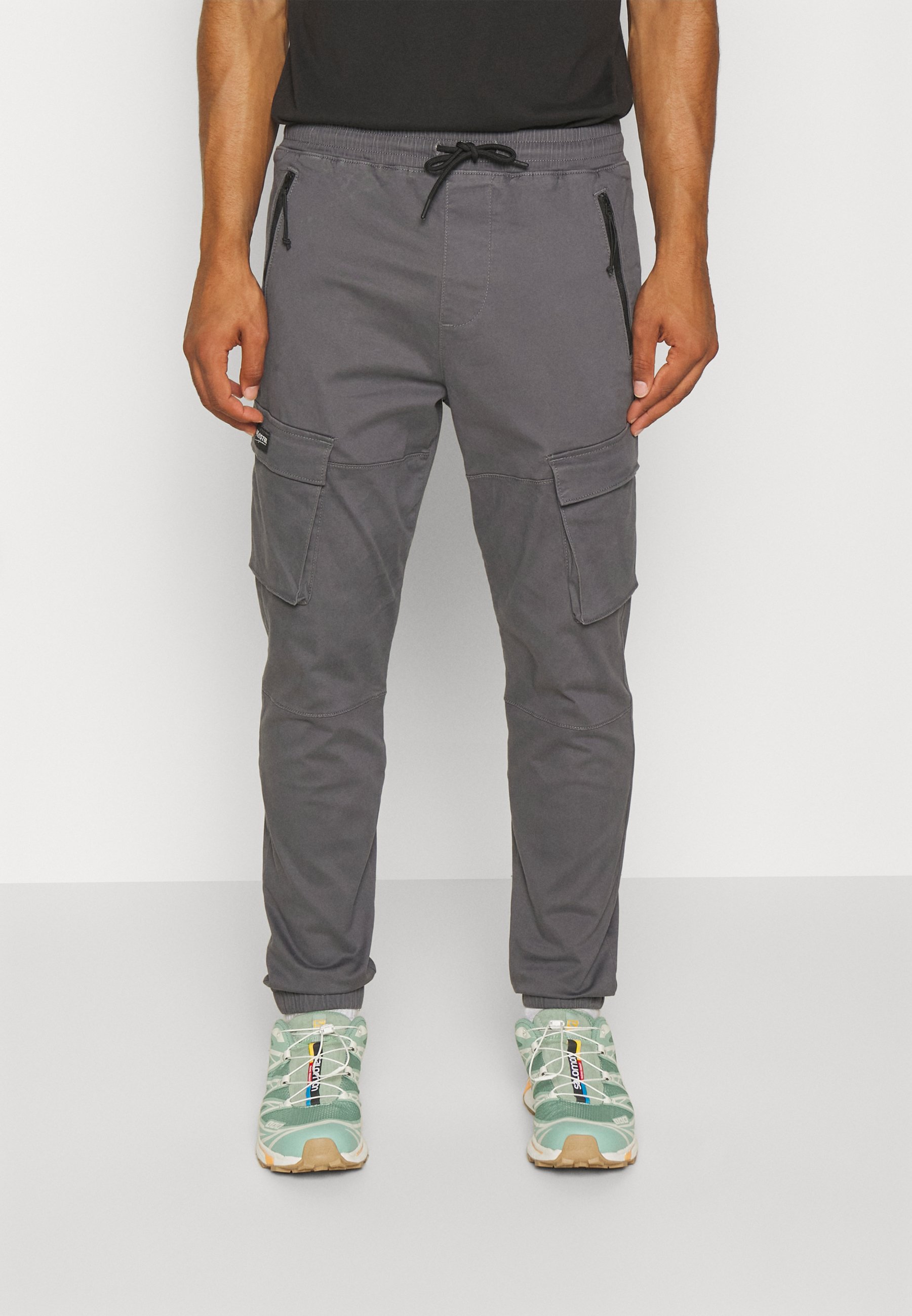 hollister cargo joggers