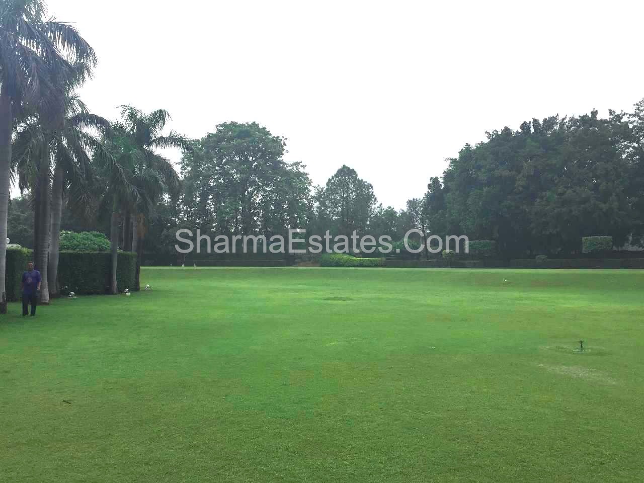 1 acre land price in delhi