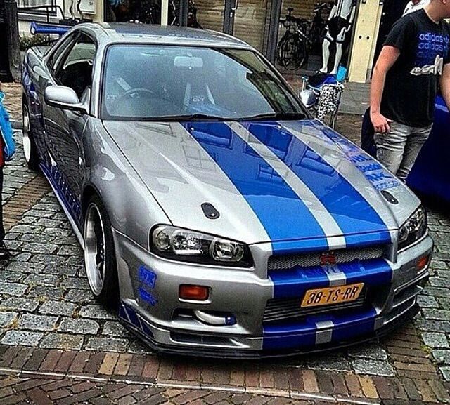 paul walker skyline gtr