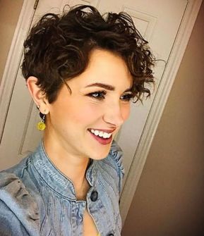 pixie haircuts for curly hair