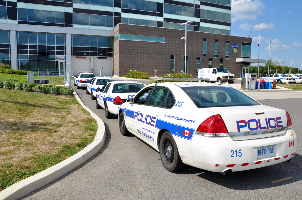 21 division peel police