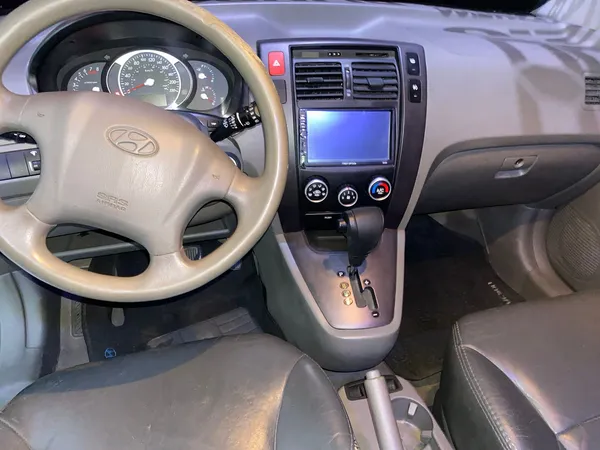 interior hyundai tucson 2008