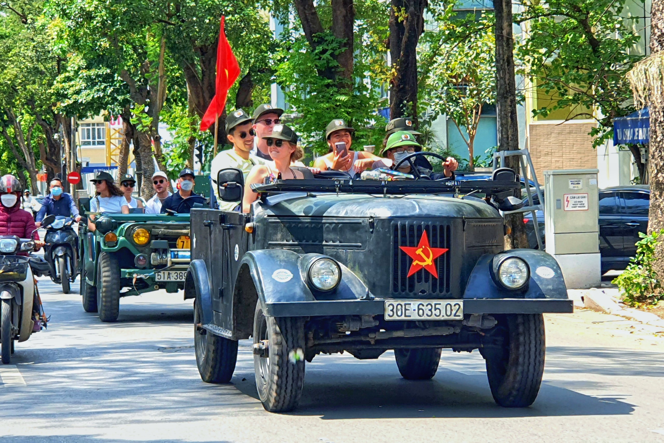 hanoi jeep tour