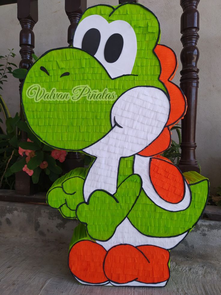 piñata de yoshi