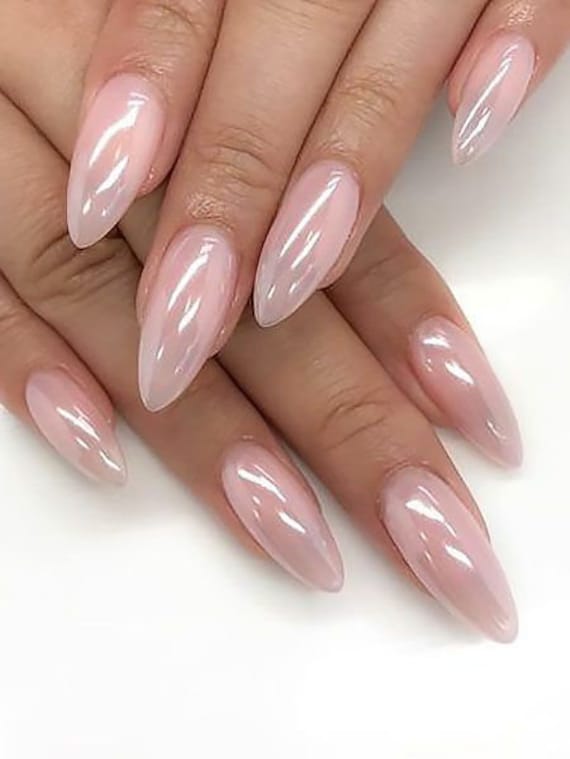 pink pearl nails