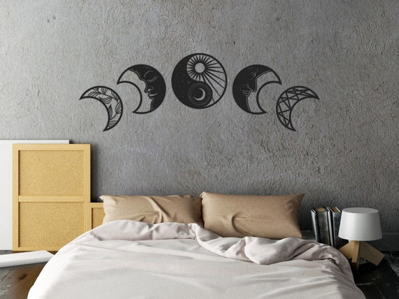 yin yang moon phases