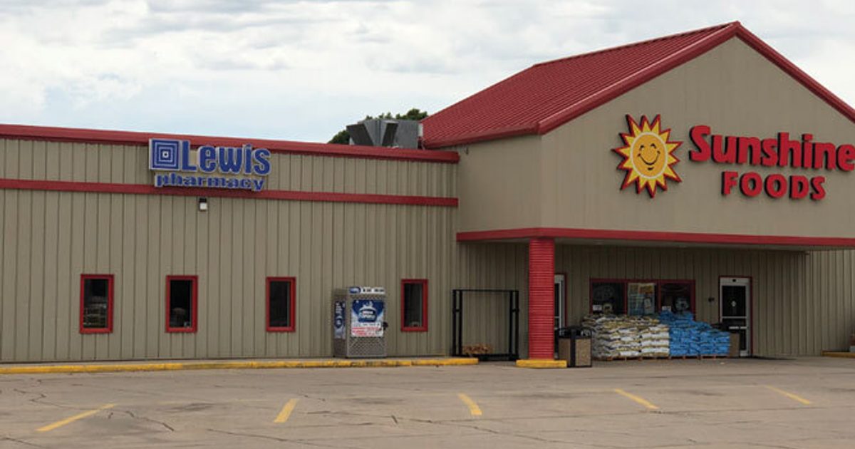 lewis pharmacy rock rapids