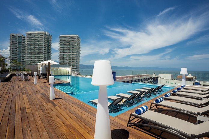 crown paradise golden puerto vallarta reviews