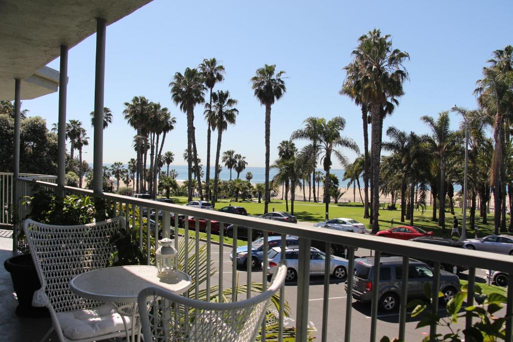 hotel bayside santa monica