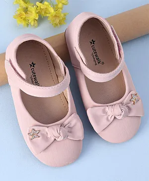 firstcry baby girl footwear