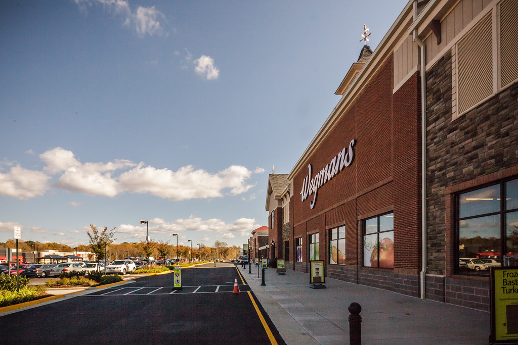 wegmans charlottesville virginia