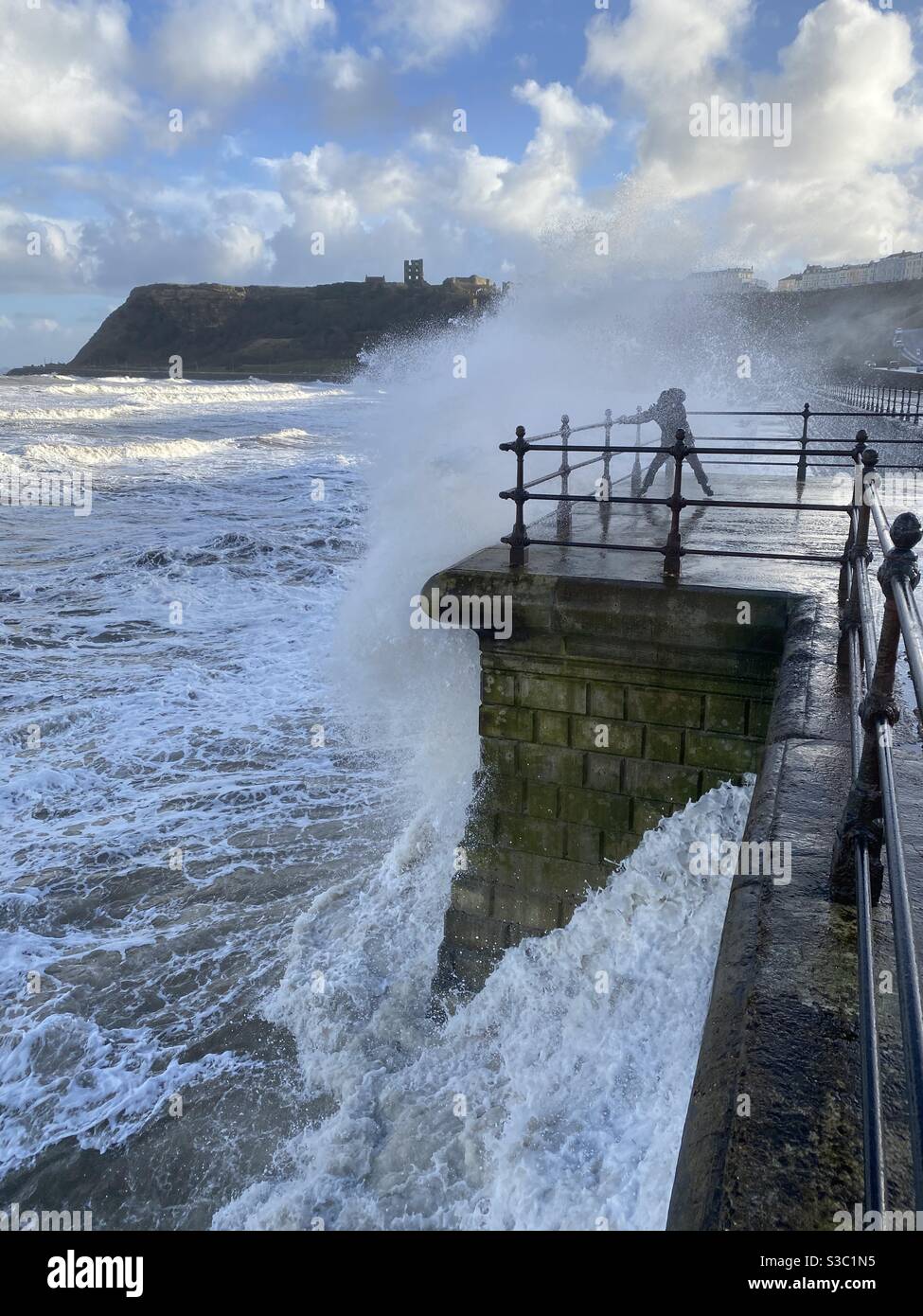 scarborough tide