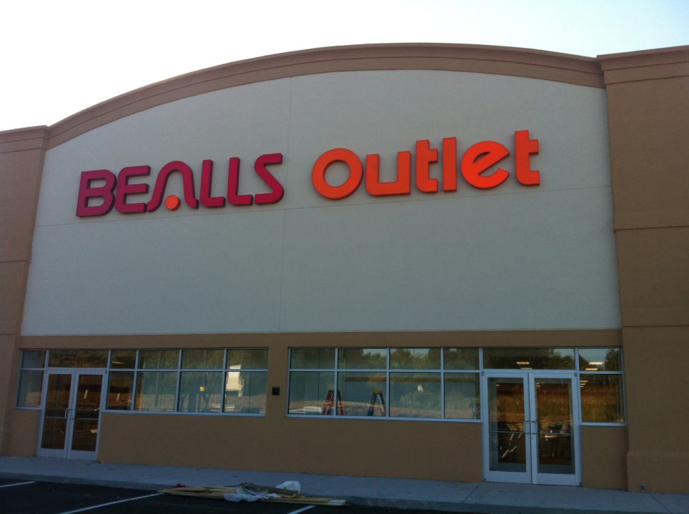 bealls outlet store hours