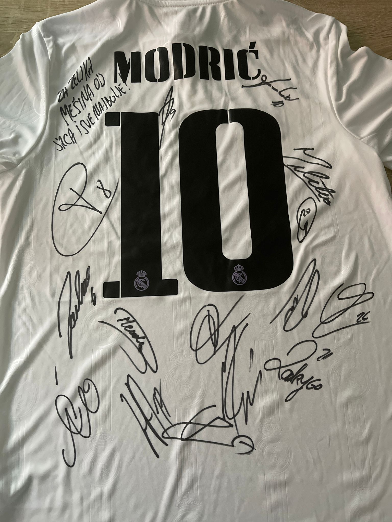 luka modric signature