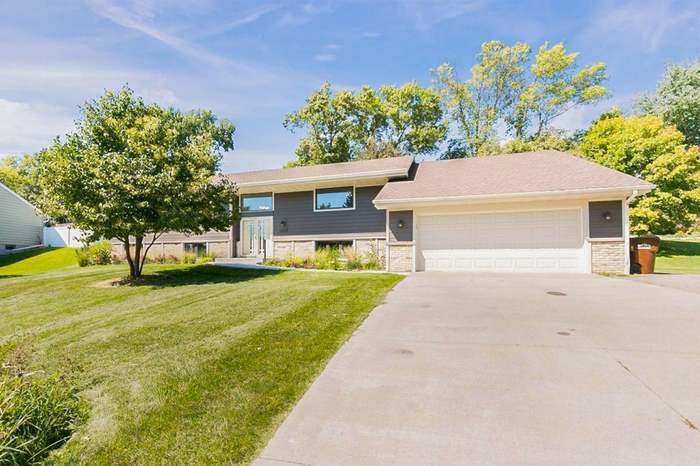 redfin plymouth mn