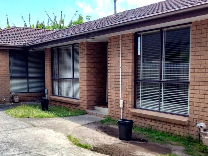 2 bedroom house for rent in springvale