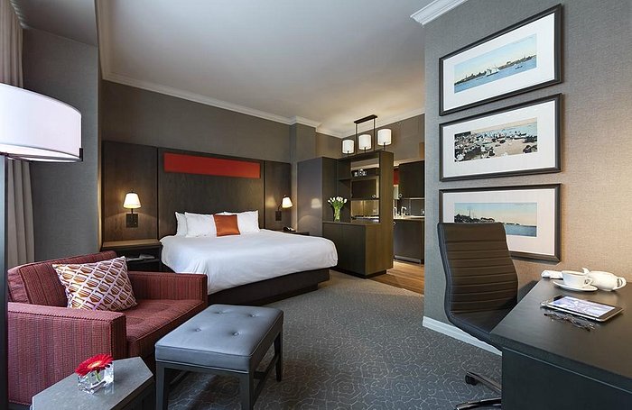 one king west hotel toronto reviews