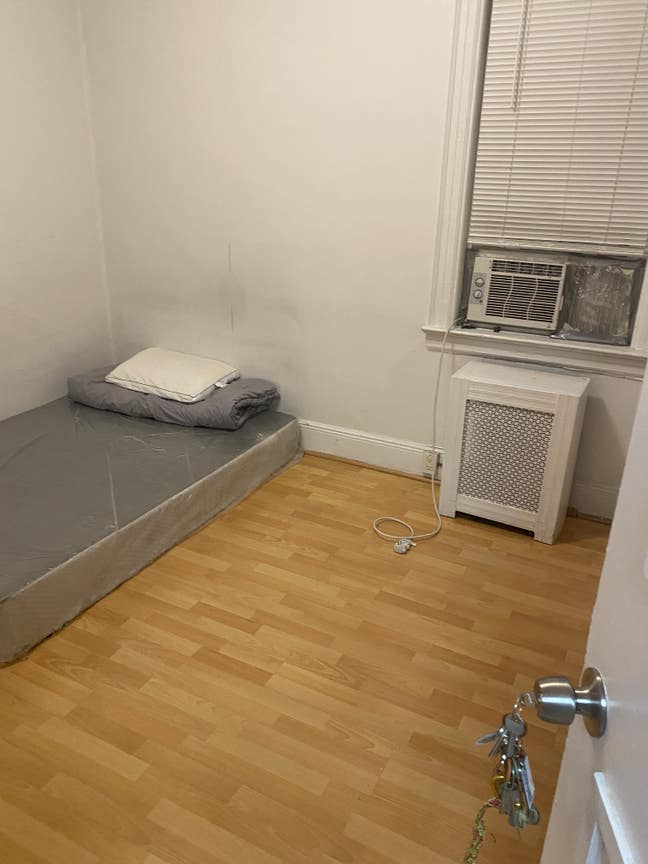 rooms for rent in elmhurst