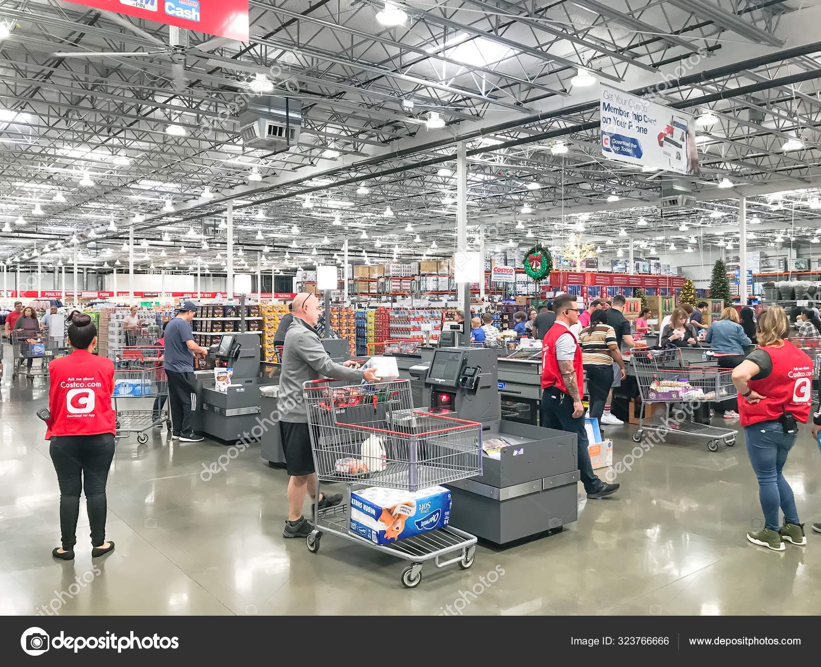 costco churchill way