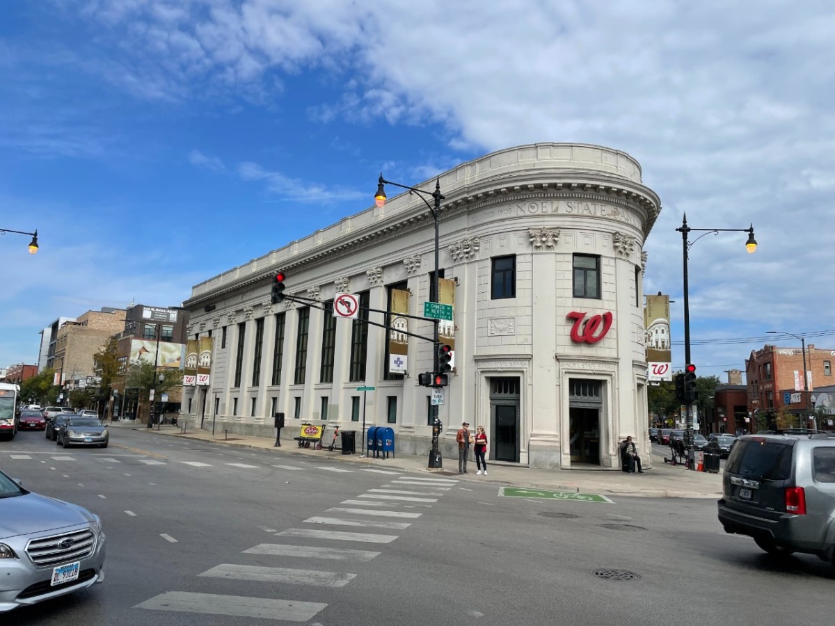 walgreens wicker park closing