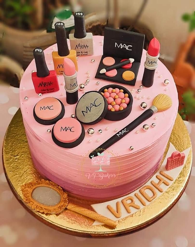 girly makeup cakes