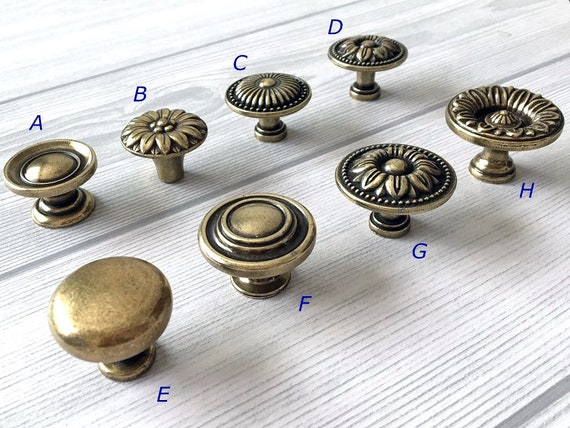 dresser knobs