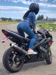 fotos de chicas sexis en moto