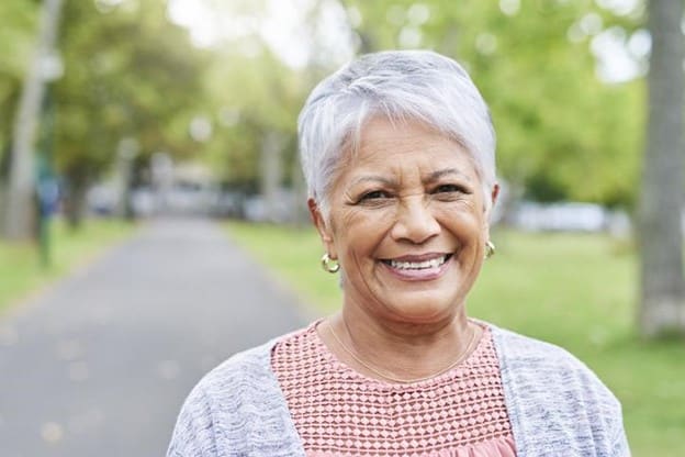 haircuts for over 60 with round face