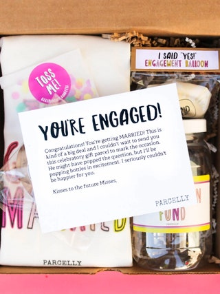 engagement gift ideas for friend