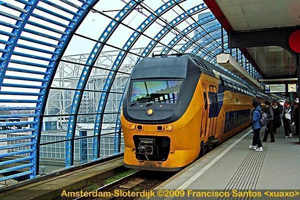 amsterdam sloterdijk train