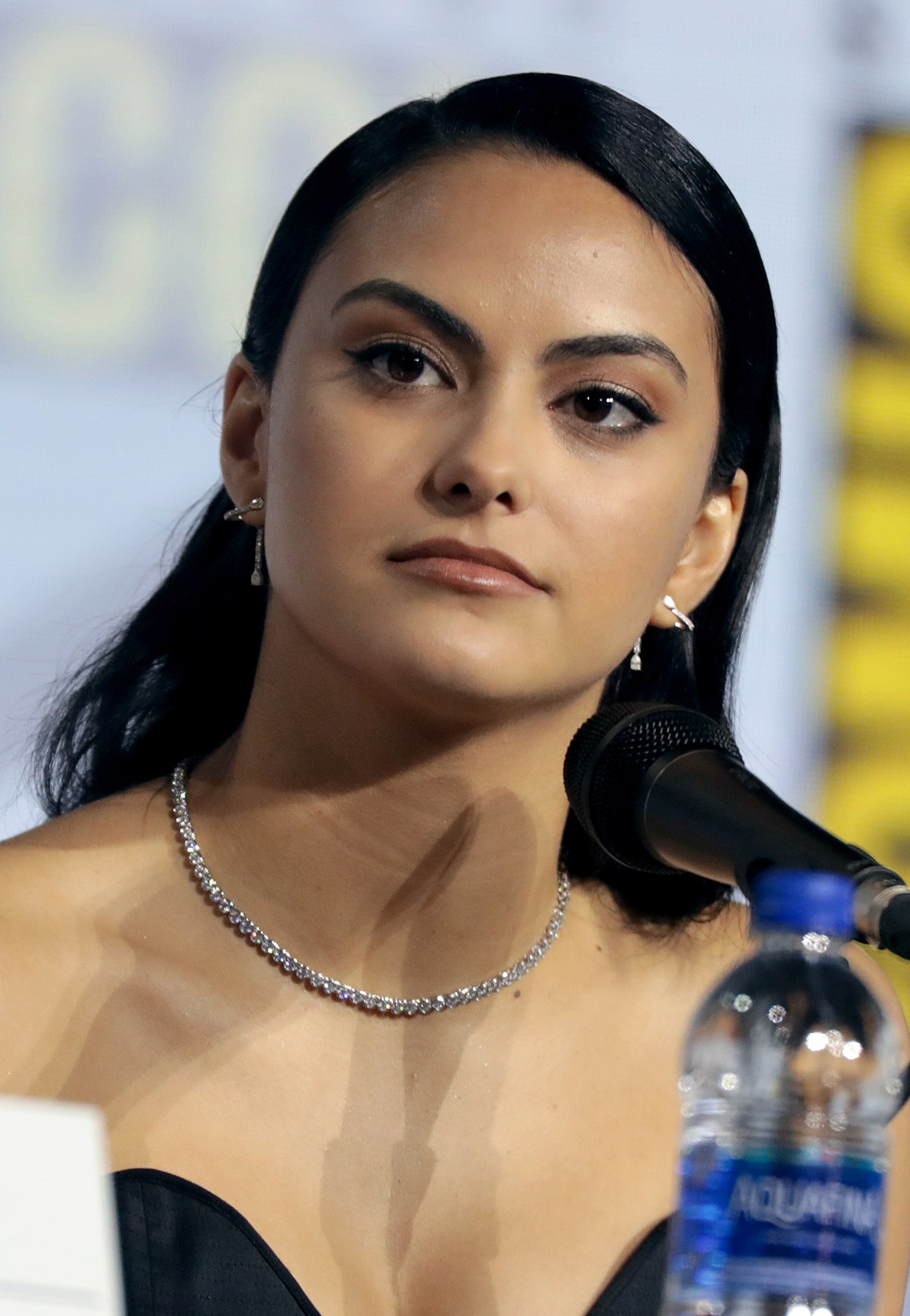 camila mendes 2017