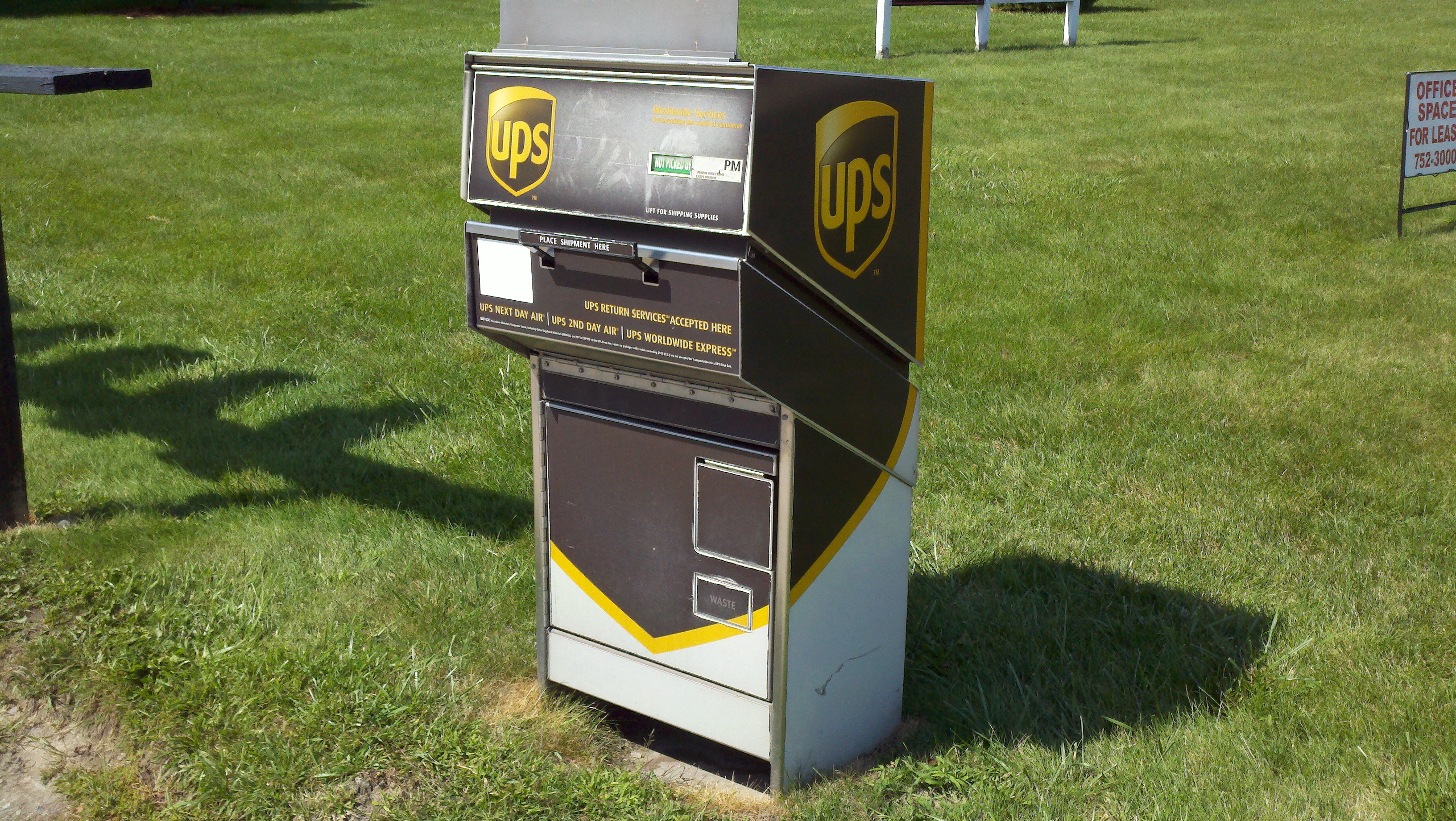 ups drop off locator